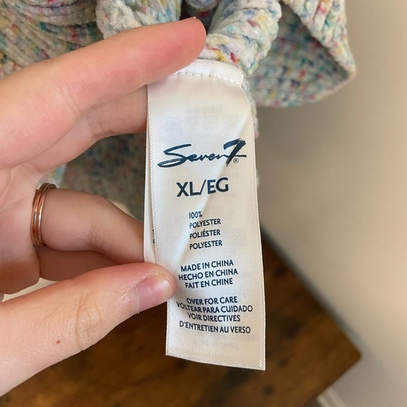 NWOT | Seven7 women’s‎ multicolored plush sweater — XL - Picture 5 of 8